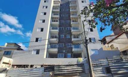 LINDA COBERTURA EM PREDIO INDIVIDUAL NO CENTRO DE CONTAGEM DE 3 QUARTOS 2 VAGAS