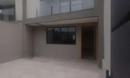 Linda casa geminada 03 quartos na melhor localizaa‡aƒo do bairro vila madalena em contagem