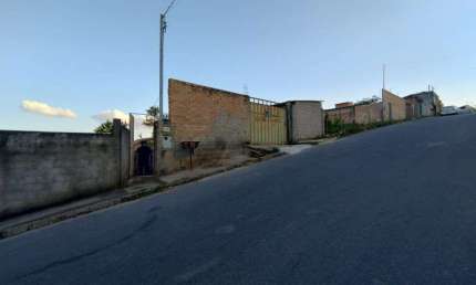 EXCELENTE CASA EM LOTE 360 METROS NO MONTE SINAI EM ESMERALDAS