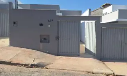 EXCELENTE CASA GEMINAD EM A“TIMA LOCALIZAA‡AƒO DO BAIRRO VILA VERDE EM BETIM