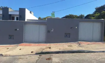 Casa com 2 quartos à venda na Rua das Quaresmeiras, Vila Verde, Betim