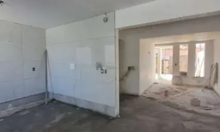 EXCELENTE CASA GEMINADA EM A“TIMA LOCALIZAA‡AƒO DO BAIRRO GUARUJA MANSA•ES EM BETIM