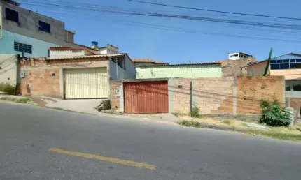 A“TIMA CASA EM A“TIMA LOCALIZAA‡AƒODO BAIRRO JARDIM ALTEROSA EM BETIM