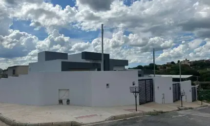 Casa com 2 quartos à venda na Rua Trašs Pontas, Pedra Branca, São Joaquim de Bicas