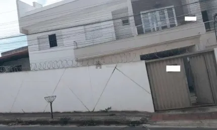 EXCELENTE CASA GEMINADA TRIPLEX NA MELHOR LOCALIZAA‡AƒO DO BAIRRO ITACOLOMI EM BETIM