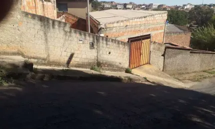 EXCELENTE LOTE DE 163 METROS NO BERNARDO MONTEIRO EM CONTAGEM