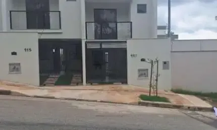 LINDA CASA GEMINADA DUPLEX INDIVIDUAL NA MELHOR LOCALIZAA‡AƒO DO BAIRRO CENTRO EM BETIM