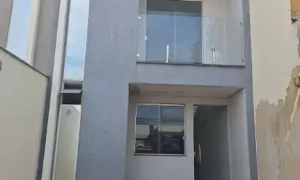 LINDA CASA GEMINADA DUPLEX INDIVIDUAL NO BAIRRO MONTE CASTELO EM CONTAGEM