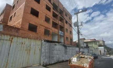 LINDA AREA PRIVATIVA EM PREDIO INDIVIDUAL COM ELEVADOR NA MELHOR LOCALIZAA‡AƒO DO BAIRRO TIROL