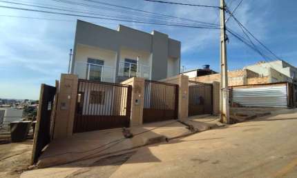 Casa com 2 quartos à venda na Rua Embaaºba, Novo Barreirinho, Ibirité