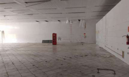 excelente galpA£o/ loja com 1.400 m, na A¡rea comercial do bairro santa marta/ centro, neves