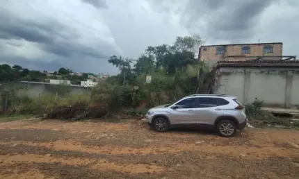 Excelente lote do lado de cima da rua com 360 metros, recanto verde esmeraldas
