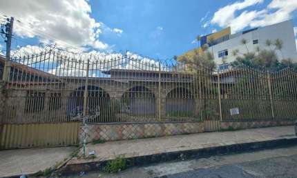Casa com 4 quartos para alugar na Rua Anjo da Guarda, Fonte Grande, Contagem