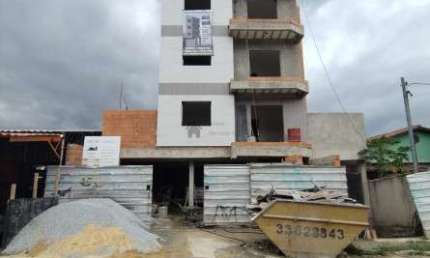 LINDA AREA PRIVATIVA EM PRA‰DIO INDIVIDUAL COM 03 QUARTOS NO BAIRRO SANTA LUZIA EM CONTAGEM.