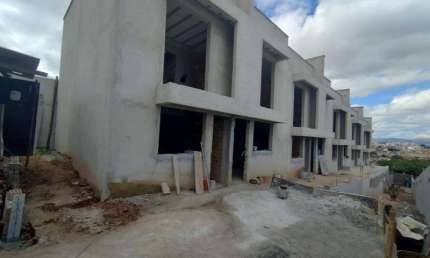 Casa com 2 quartos à venda na Rua Lupinos, Jardim das Alterosas - 2ª Seção, Betim