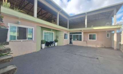 Casa com 3 quartos à venda na Rua Cinquenta e Cinco, Tropical, Contagem