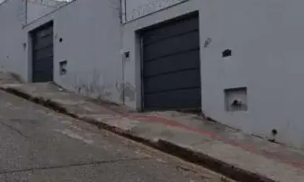 LINDA CASA GEMINADA DE 03 QUARTOS COM UMA SUATE NO BAIRRO PAQUETA EM BETIM