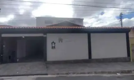 LINDA CASA 03 QUARTOS EM LOTE DE 360 METROS NO MONTE CASTELO EM CONTAGEM.