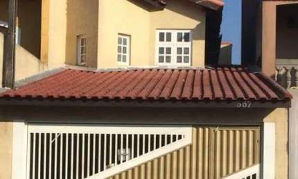 Lindo sobrado a venda com três dormitórios em Suzano-SP