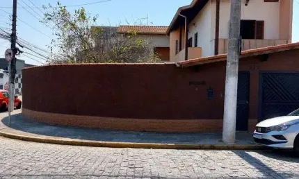 Casa com 3 quartos à venda na Rua Madame Pommery, Vila Urupês, Suzano