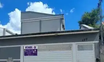 Sobrado a venda com 2 dormitórios na Vila Carmozina em São Paulo-SP