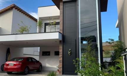 Linda casa a venda com 4 suítes em Mogi das Cruzes-SP