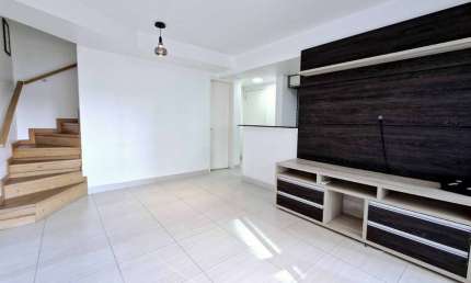 Agradável duplex para venda com 2 quartos, sendo 2 suítes, 67m²