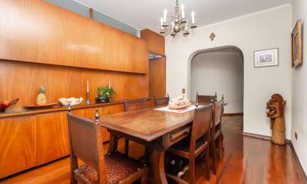 Confortável apartamento tipo para venda em jardim paulista com 3 quartos, sendo 1 suíte, 212m²