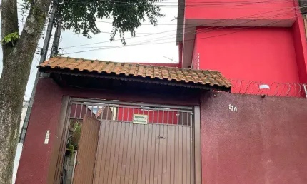Casa para renda com 5 casas no quintal – vila missionaria