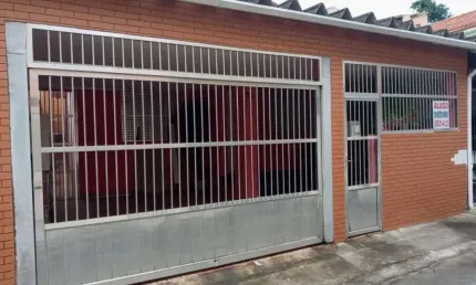 VENDO CASA TÉRREA COM EDICULA NO BAIRRO NO CAMPO GRANDE! (ZONA SUL - SP)