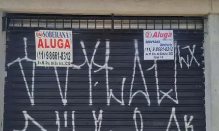 ALUGO SALA COMERCIAL PROXIMO A ESTRADA DO ALVARENGA!