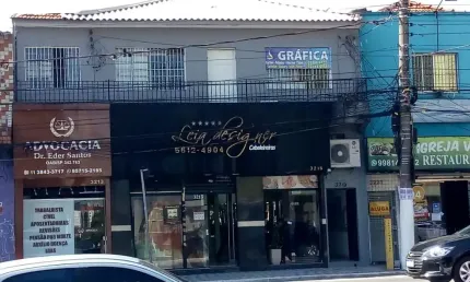 VENDO CONJUNTO COM LOJAS COMERCIAIS NA AVENIDA SABARA