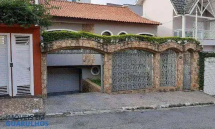 Casa com 3 dormitórios à venda, 398 m² por R$ 1.370.000,00 - Vila Galvão - Guarulhos/SP