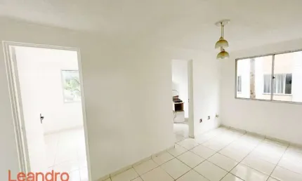 Apartamento com 3 dormitórios à venda, 62 m² por R$ 200.000,00 - Cidade Líder - São Paulo/SP
