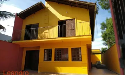 Casa com 5 dormitórios à venda, 210 m² por R$ 450.000,00 - Santa Terezinha - Itanhaém/SP