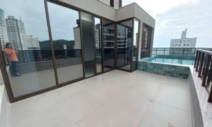 Cobertura com 3 dormitórios à venda, 211 m² por R$ 3.289.300 - Fazenda - Itajaí/SC