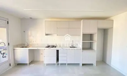 Apartamento com 2 dormitórios à venda, 70 m² por R$ 692.180 - São João - Itajaí/SC