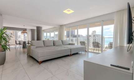 Apartamento com 4 dormitórios à venda sendo 3 suítes, 217.64 m² por - R$ 7.100.000,00 - Praia Brava - Itajaí/SC