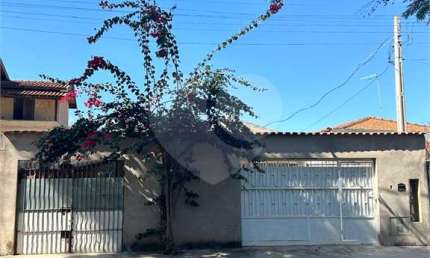 Casa térrea com 2 quartos à venda em Vila Real - SP