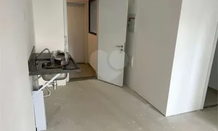Flat com 1 quarto à venda na Rua Frei Caneca, Bela Vista, São Paulo