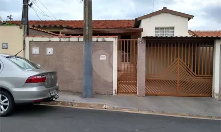 Casa com 3 quartos à venda em Parque Euclides Miranda - SP