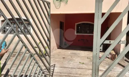 Casa com 2 quartos à venda em Jardim São Jorge - SP