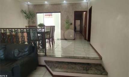 Casa com 3 quartos à venda em Parque Santa Bárbara - SP
