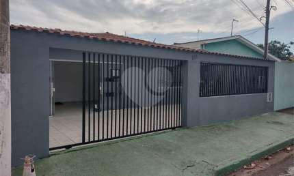 Casa com 3 quartos à venda em Loteamento Remanso Campineiro - SP
