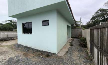 Casa de ESQUINA para Venda no bairro BRANDALIZE -  localizado na cidade de Itapoá / SC.