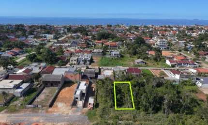 Terreno para Venda no bairro CAMBIJÚ, localizado no Centro da cidade de Itapoá/SC