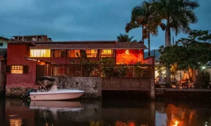 Imperdível: Casa à venda em Paraty-RJ, Parque Imperial, 4 quartos, 4 suítes, 4 salas, 4 banheiros, 165m²!