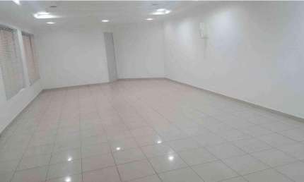 Ótima loja para locação no calçadão da Sete de Abril com 431m²