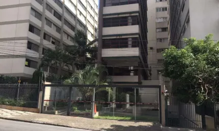 Prédio à venda em Higienópolis, São Paulo 