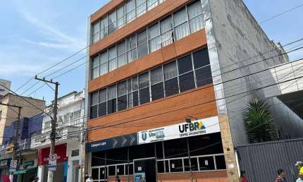 Prédio à venda ou locação com 1930m², Lapa, São Paulo - SP